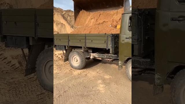 Уаз трудяга#погрузкапеска#головастик#уаз#уаз452 Уаз трудяга#погрузкапеска#головастик#уаз#уаз452