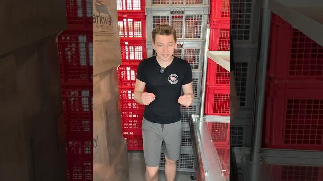 I built a secret room in our slime factory- day 1 I built a secret room in our slime factory- day 1