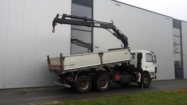 P113.360 6x2 manual hiab 140 full steel P113.360 6x2 manual hiab 140 full steel