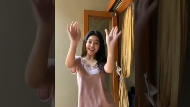 Chika makin mentul-mentul Chika makin mentul-mentul