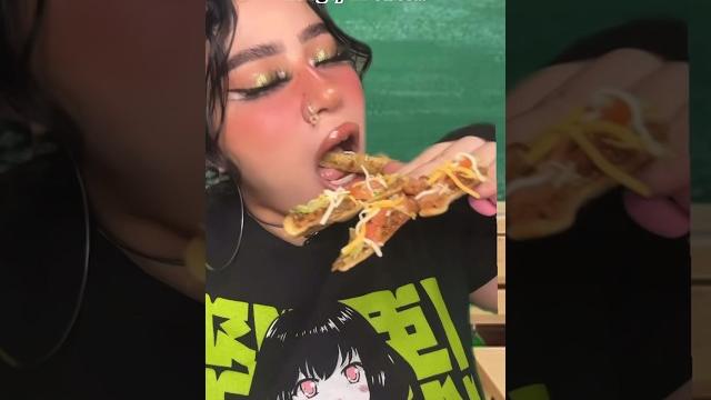 Tostadas nails in class⁉️ #ediblenails #asmr #shorts Tostadas nails in class⁉️ #ediblenails #asmr #shorts