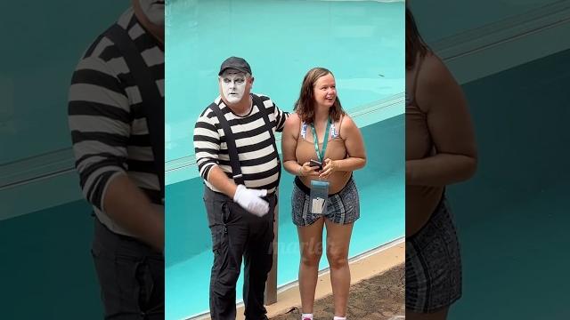 13 mins. show | tom the mime 13 mins. show | tom the mime