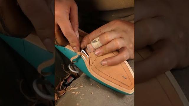 中国匠人手工修中底,定制皮鞋的极致追求 中国匠人手工修中底,定制皮鞋的极致追求