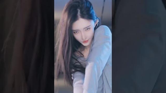 美女主播大威天龙表情舞 来自老艺术家的从容 太顶了 美女主播大威天龙表情舞 来自老艺术家的从容 太顶了