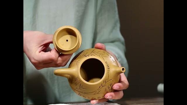 宜興名家全手工刻繪子治石瓢壺nt$2400(點標題可購買) 宜興名家全手工刻繪子治石瓢壺nt$2400(點標題可購買)