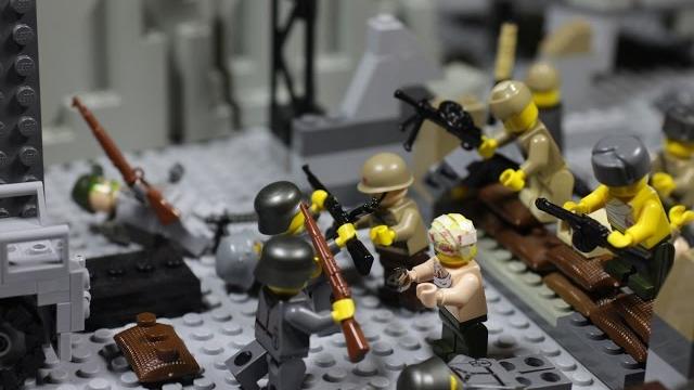 Stalingrad lego ww2 - final battle / сталинградская битва - решающий штурм (лего мультфильм) Stalingrad lego ww2 - final battle / сталинградская битва - решающий штурм (лего мультфильм)