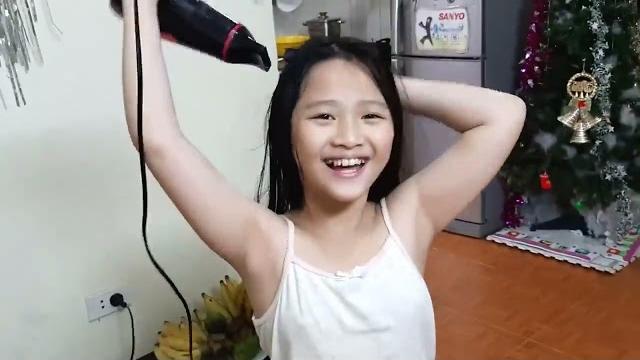 Anak remaja ku sudah mandiri & mandi sendiri Anak remaja ku sudah mandiri & mandi sendiri