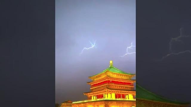雷电下的千年古城 雷电下的千年古城