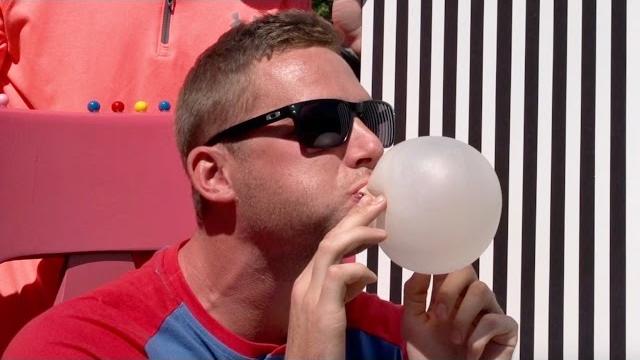 Bubble gum blowing battle | dude perfect Bubble gum blowing battle | dude perfect