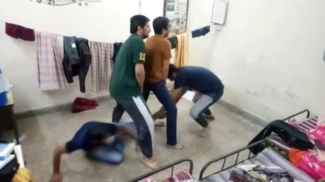 Gaand thappdi | spanking games | Gaand thappdi | spanking games |