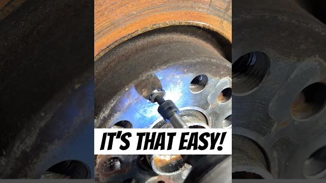 The best hack for stripped torx bolts! #mechanic The best hack for stripped torx bolts! #mechanic