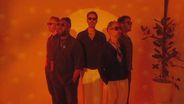 Paco versailles - letras (official music video) Paco versailles - letras (official music video)