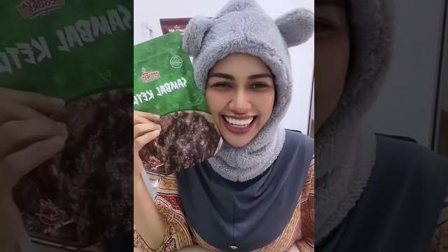 Zarazya mantap payung atas meja | tiktok live 2023 Zarazya mantap payung atas meja | tiktok live 2023