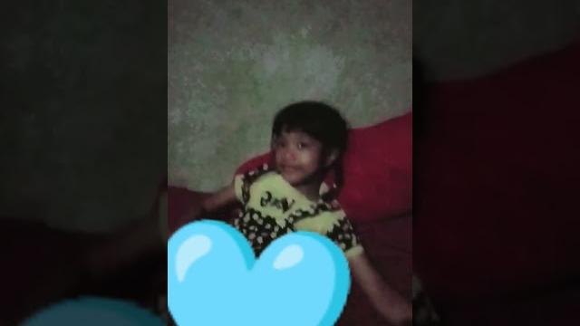 Soal nya keliatan cd nya Soal nya keliatan cd nya