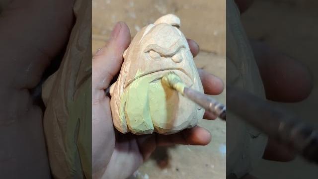 不服就踩大窝瓜~挤眉弄眼的木雕【大岳儿】 不服就踩大窝瓜~挤眉弄眼的木雕【大岳儿】