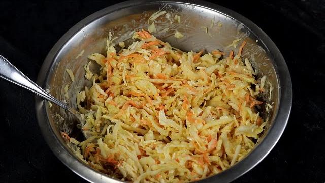 Готовим тазами, едим ложками "копченая капуста" пальчики оближешь! рецепт салата из свежей капусты Готовим тазами, едим ложками "копченая капуста" пальчики оближешь! рецепт салата из свежей капусты