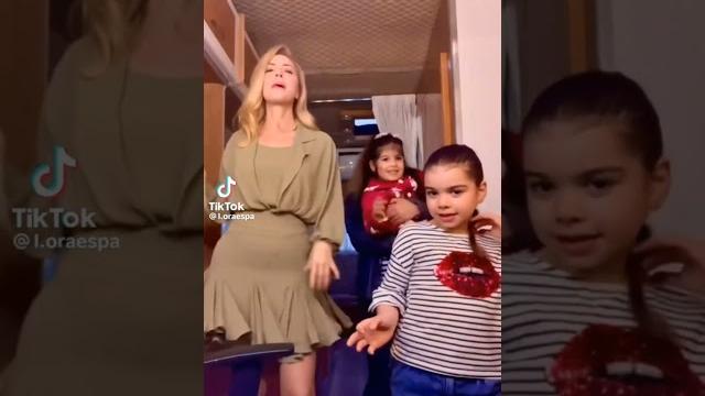 Kardeşlerim dizi setinden flower dansı Kardeşlerim dizi setinden flower dansı