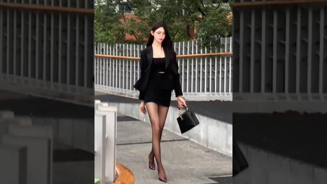 Beautiful chinese girl street fashion【长腿兮兮ya】 #beautiful #beauty #model #douyin #tiktok #shorts Beautiful chinese girl street fashion【长腿兮兮ya】 #beautiful #beauty #model #douyin #tiktok #shorts