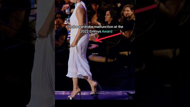 Selena gomez had a wardrobe malfunction #selenagomez #emmys #celebrities #fashion#fashionstyle Selena gomez had a wardrobe malfunction #selenagomez #emmys #celebrities #fashion#fashionstyle