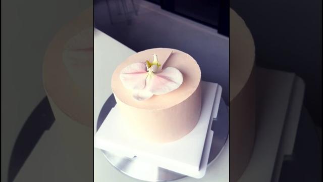 Mango and taro six-inch butterfly orchid cake #shorts #viralshorts#birthdaycake#birthday #decorating Mango and taro six-inch butterfly orchid cake #shorts #viralshorts#birthdaycake#birthday #decorating