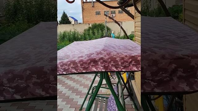 Поймал соседку с поличным Поймал соседку с поличным
