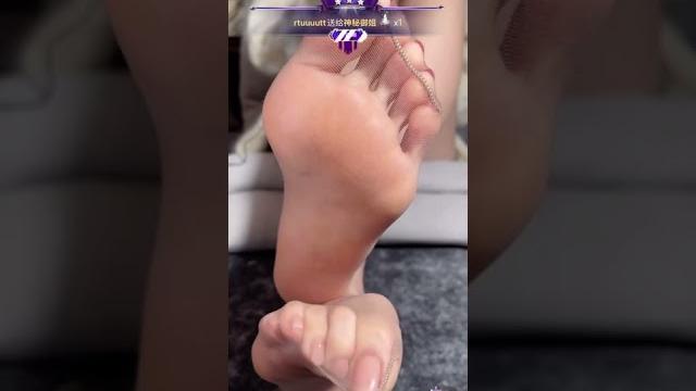 易直播颜颜 易直播颜颜