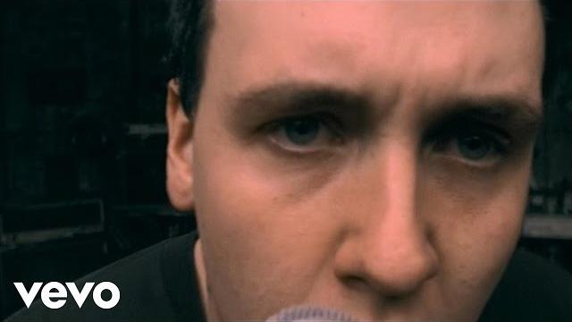 Papa roach - between angels and insects Papa roach - between angels and insects