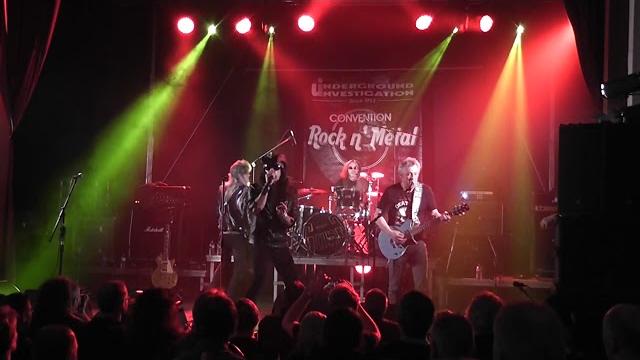 Dirty action - porn revenge (live) Dirty action - porn revenge (live)