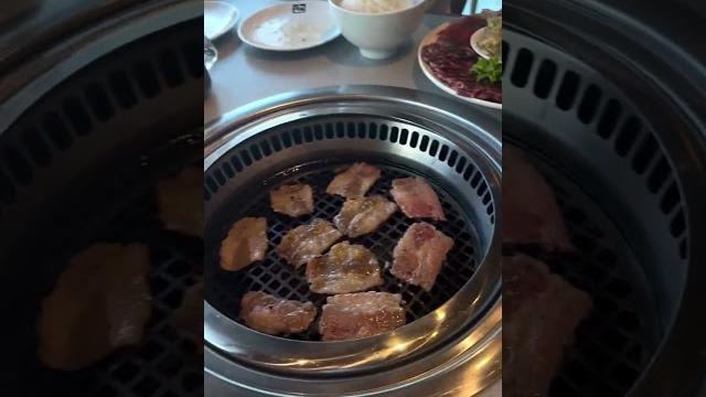 Met makan siang Met makan siang
