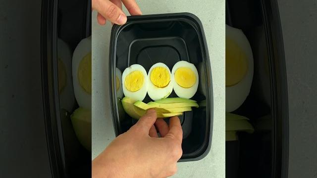 Avocado & egg breakfast meal prep: 10 mins prep, 290 calories & 15g protein | feelgoodfoodie Avocado & egg breakfast meal prep: 10 mins prep, 290 calories & 15g protein | feelgoodfoodie