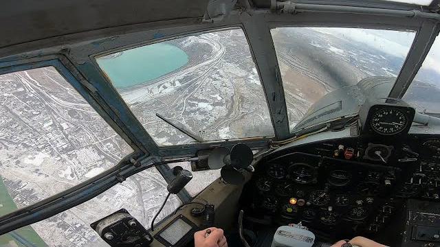 Полёт на ан-2 глазами пилота (в 4k) - великолепный звук 1000-сильного двигателя аш-62ир! Полёт на ан-2 глазами пилота (в 4k) - великолепный звук 1000-сильного двигателя аш-62ир!