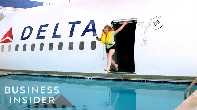How flight attendants are trained How flight attendants are trained