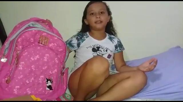 Arrumando minha mochila Arrumando minha mochila