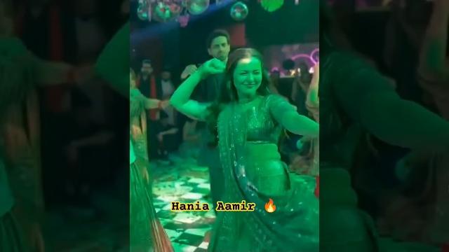 Hania aamir dances on jine mera dil luteya ️ #haniaamir #weddingbells #yashmagill #pakistanidrama Hania aamir dances on jine mera dil luteya ️ #haniaamir #weddingbells #yashmagill #pakistanidrama