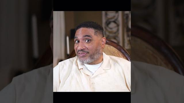 Reggie tells vegas da to check on the million $ check from puffy #2pac #outlawz #badboy #biggie Reggie tells vegas da to check on the million $ check from puffy #2pac #outlawz #badboy #biggie