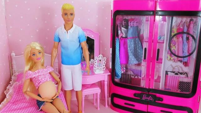 Barbie & ken morning routine Barbie & ken morning routine