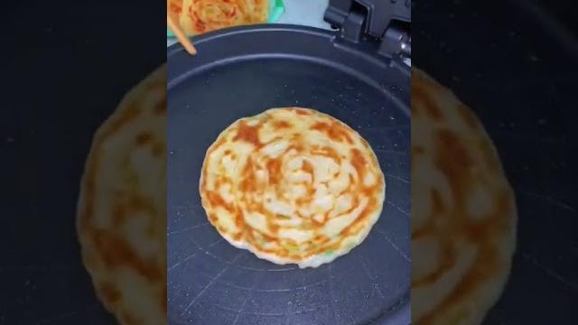 这个葱油饼是我家一直回购的,味道正宗做法简单,松软酥脆层次分明,老人小孩都爱吃#葱油饼 这个葱油饼是我家一直回购的,味道正宗做法简单,松软酥脆层次分明,老人小孩都爱吃#葱油饼