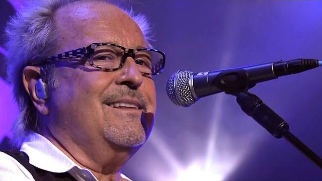 Foreigner - i want to know what love is 2010 live video hd Foreigner - i want to know what love is 2010 live video hd