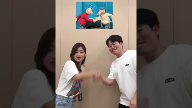 韓國近日流行的拍照姿勢 韓國近日流行的拍照姿勢