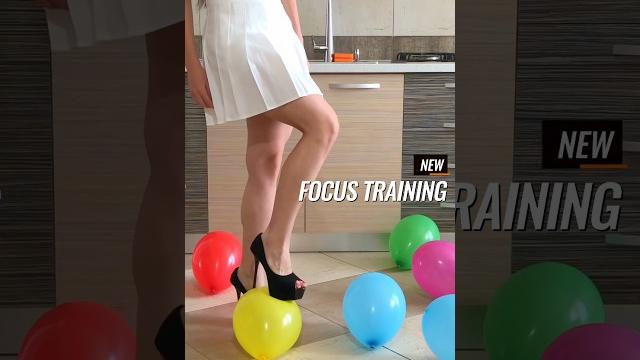 瞪眼对抗气球!奇妙满足的高跟鞋碾压!asmr 瞪眼对抗气球!奇妙满足的高跟鞋碾压!asmr