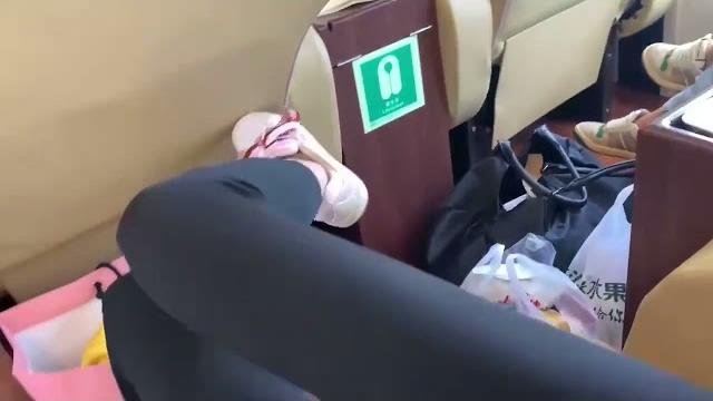 显瘦的裤子天花板,小白鞋,小白袜,有一丢丢yyds的感觉,嗯嗯,feeling good 显瘦的裤子天花板,小白鞋,小白袜,有一丢丢yyds的感觉,嗯嗯,feeling good