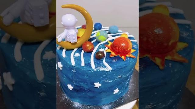 Space cake Space cake