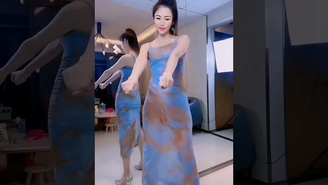 野摩托搖起來- #美女舞蹈 #摩托搖 #激情舞蹈 野摩托搖起來- #美女舞蹈 #摩托搖 #激情舞蹈