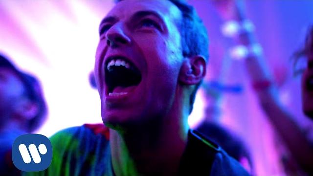 Coldplay - charlie brown (official video) Coldplay - charlie brown (official video)