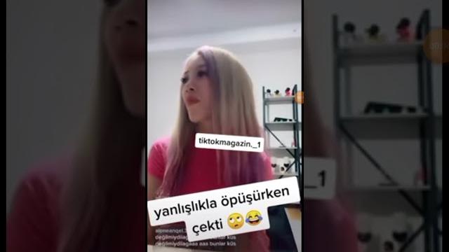 Uzun makarna enes batur ve ecenaz üçeri öpüşürken çekti ! #shorts #enesbatur #ecenazüçer Uzun makarna enes batur ve ecenaz üçeri öpüşürken çekti ! #shorts #enesbatur #ecenazüçer