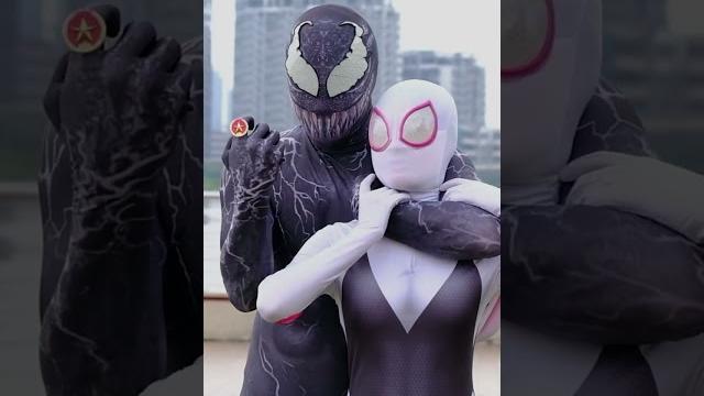Venom steals team spider-man's ring #shorts #short #spiderman Venom steals team spider-man's ring #shorts #short #spiderman