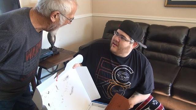 Angry grandpa ruins christmas! (ps4 prank) Angry grandpa ruins christmas! (ps4 prank)