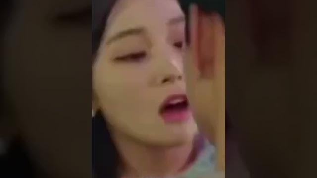 Mereka nolak adegan ciuman tapi akhirnya ... Mereka nolak adegan ciuman tapi akhirnya ...