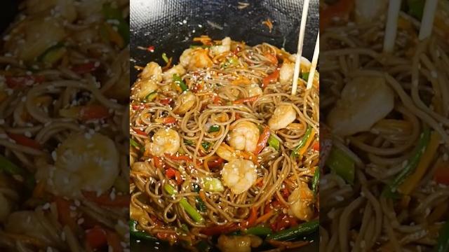 Как в ресторане! вкусный ужин за 20 минут. как приготовить лапшу с креветками – лапша вок Как в ресторане! вкусный ужин за 20 минут. как приготовить лапшу с креветками – лапша вок