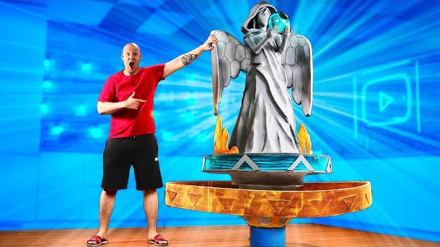 We made a giant 705-pounds chocolate angel art! We made a giant 705-pounds chocolate angel art!